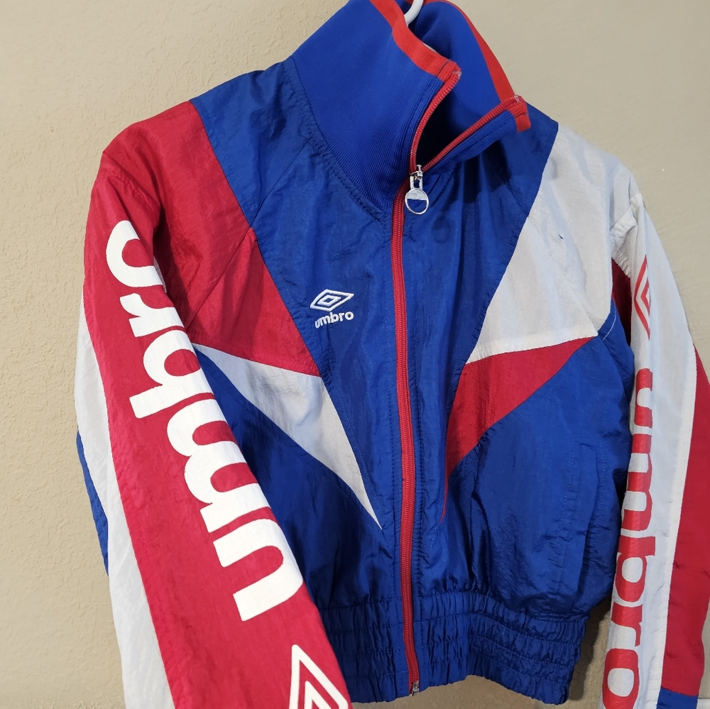 Vintage Umbro Vintage Windbreaker XS women's Track Jacket **wht tiny rip ** - Picture 4 of 7